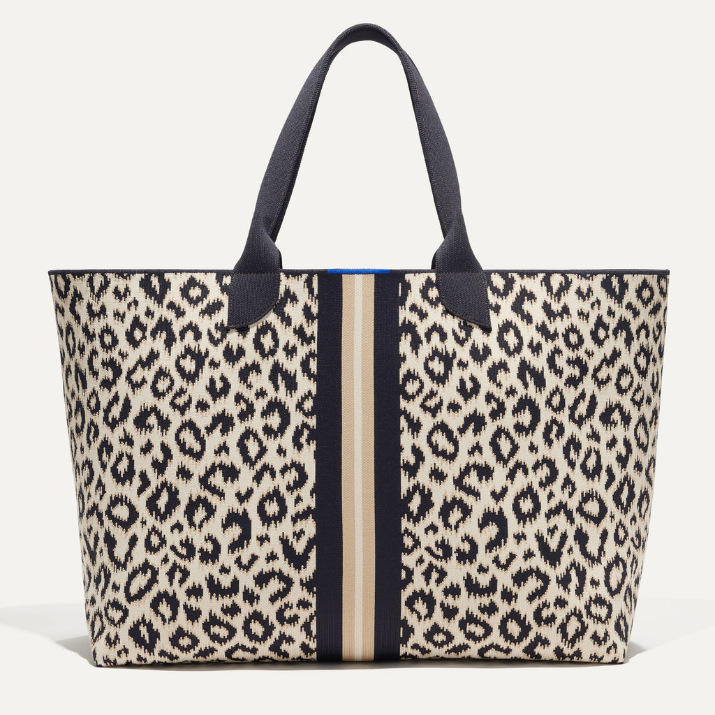 The Lightweight Mega Tote
