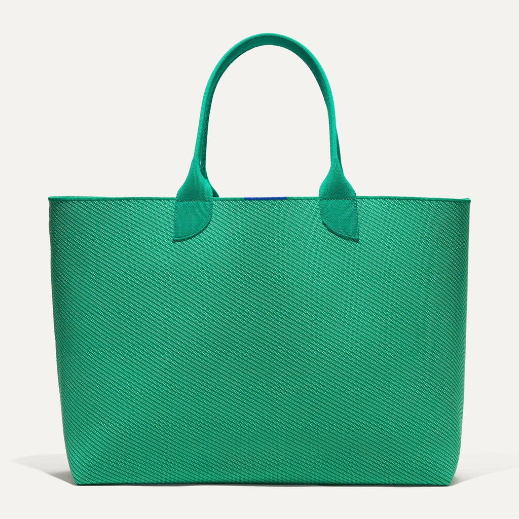 The Lightweight Mega Tote