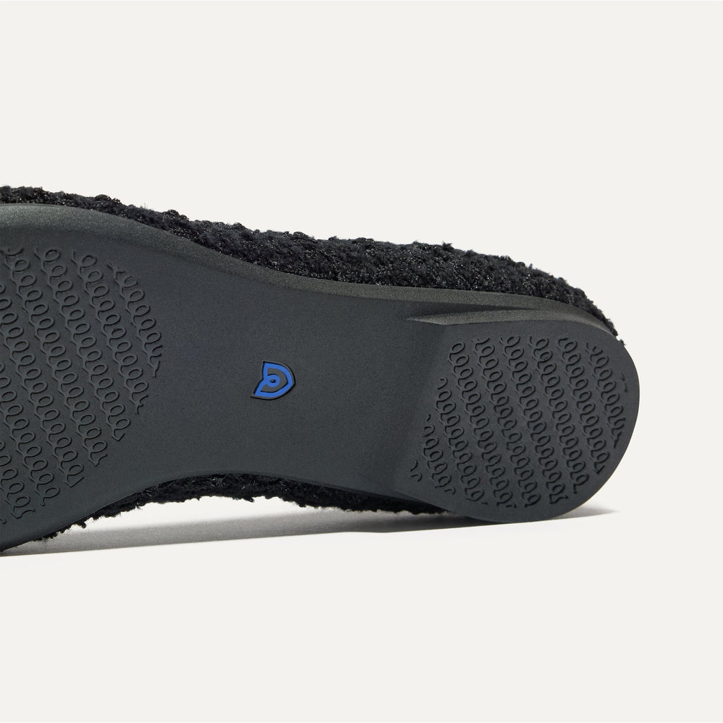 The Point II - Black Bouclé