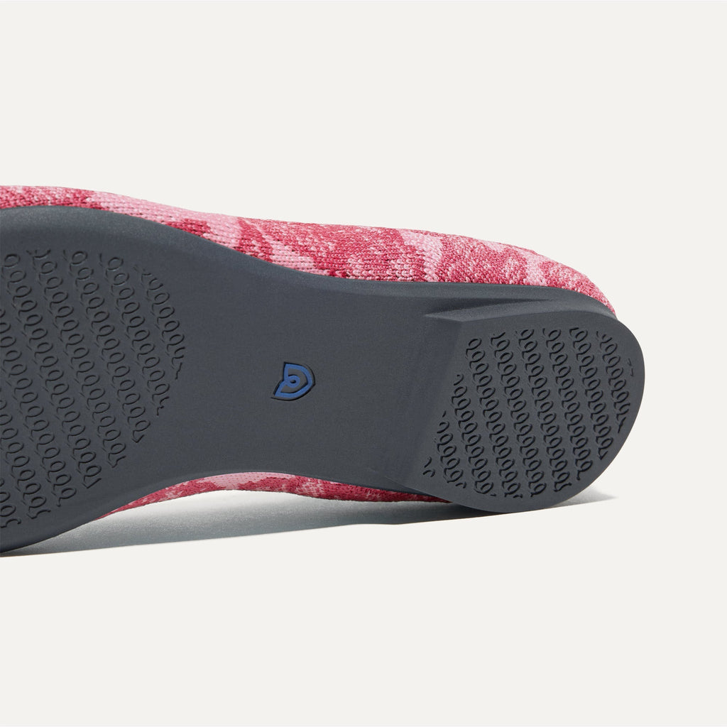 The Point II - Hibiscus Chantilly