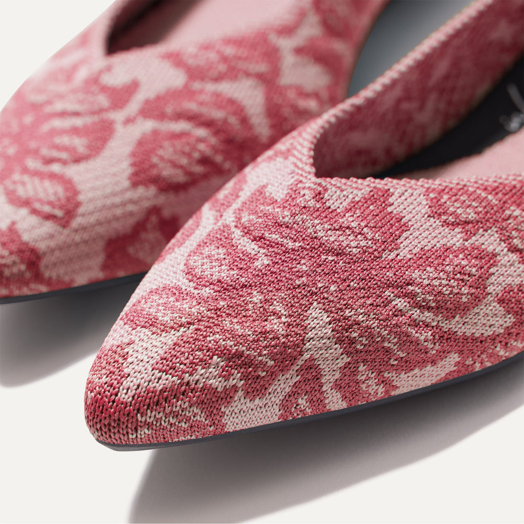 The Point II - Hibiscus Chantilly