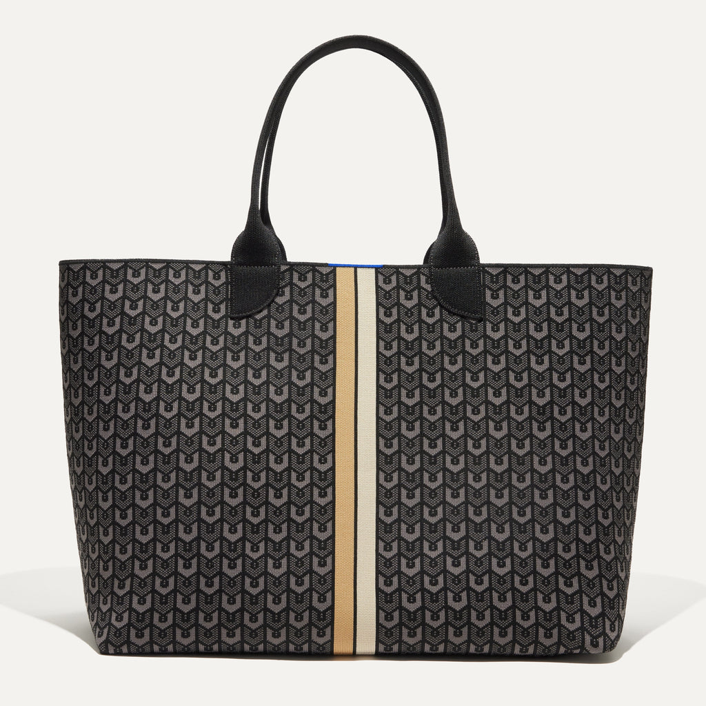 The Lightweight Mega Tote