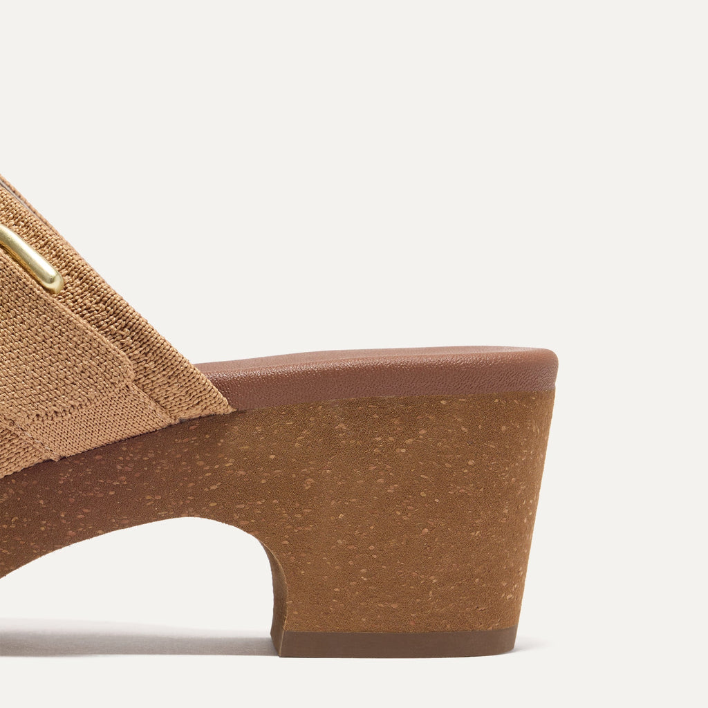 The Classic Clog - Butternut